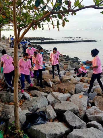 Majlis Perasmian Pembersihan Pantai Anugerah Sekolah Hijau Di Pantai Robina (28)